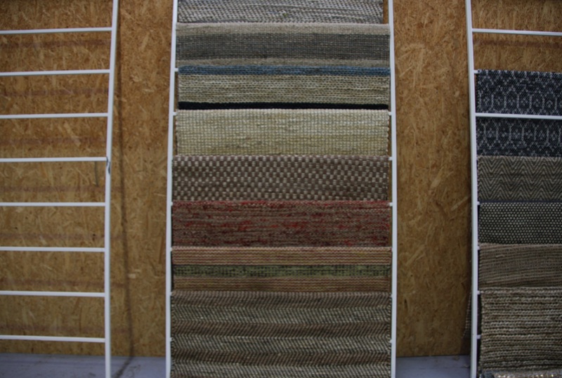Display Stand For Rugs Medium